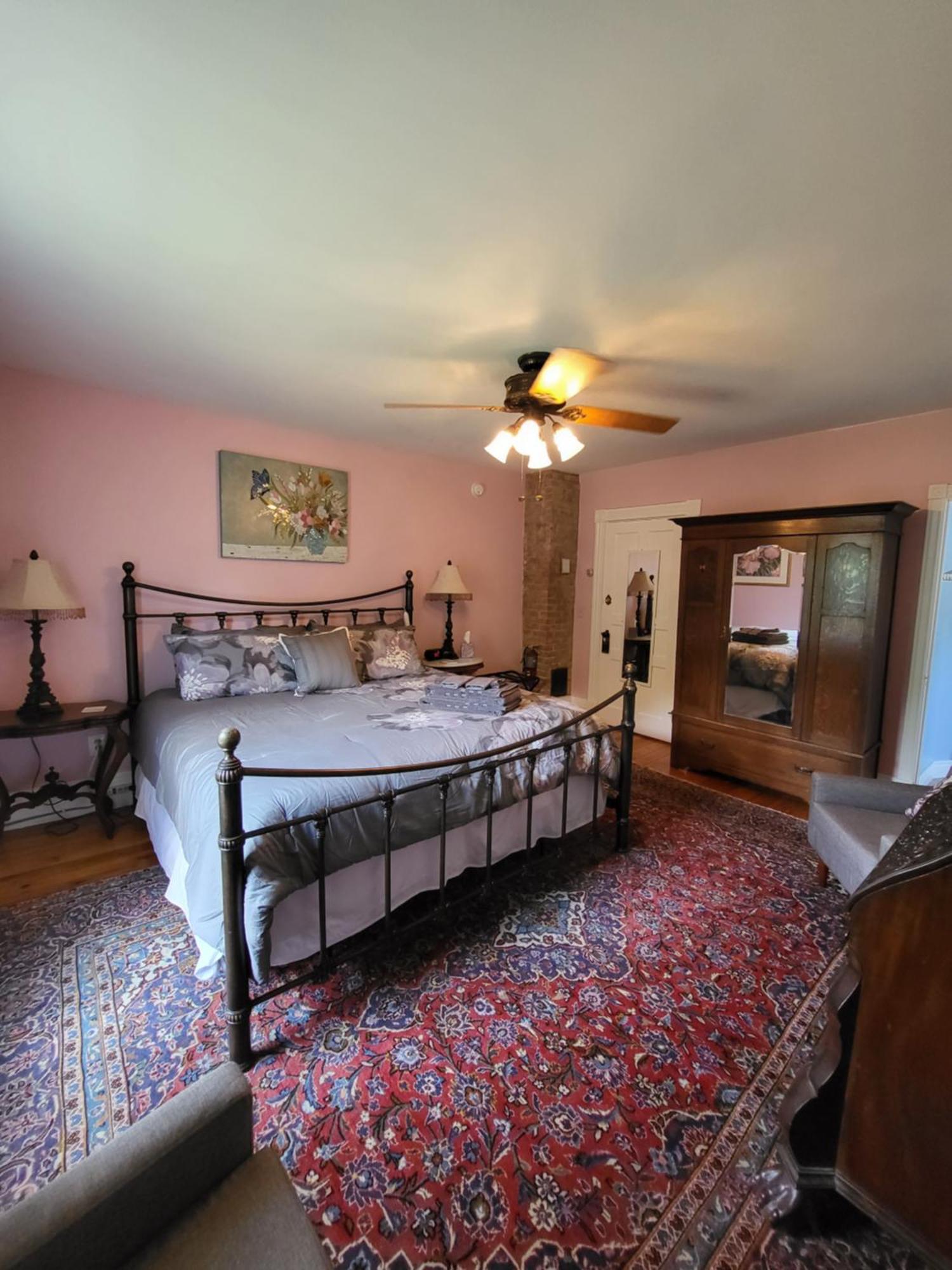 The Fox And The Grapes Bed and Breakfast Lodi Exteriör bild