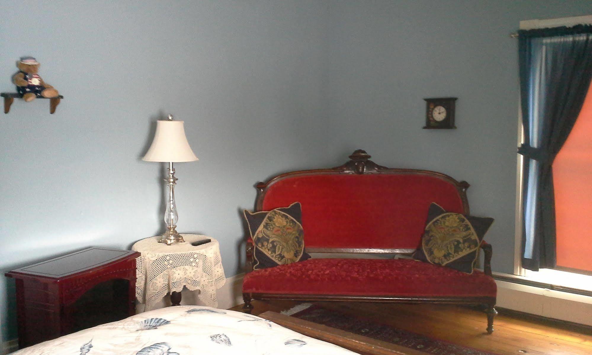 The Fox And The Grapes Bed and Breakfast Lodi Exteriör bild